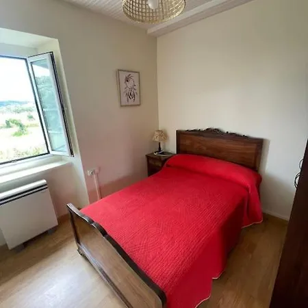 Casa En San Adrian * 산타 마르타 데 오르티게이라